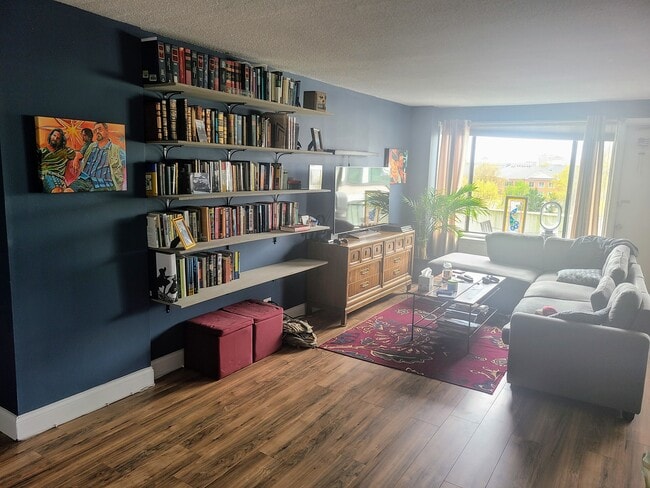 Building Photo - 4501 Arlington Blvd Unit 816