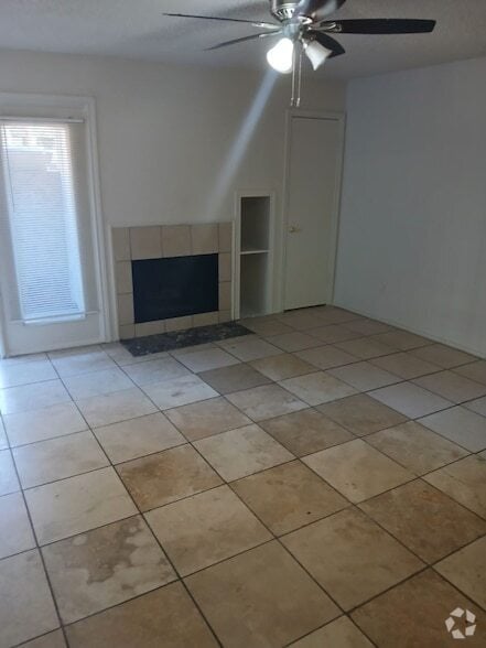 Building Photo - 9809 Walnut St Unit E114EE Rental