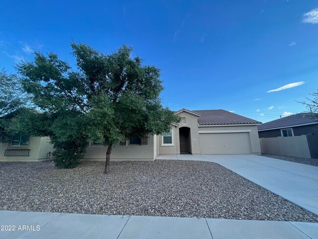 Photo - 1947 E Ravenswood Dr