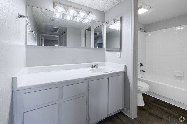 Spacious bathrooms Tucson