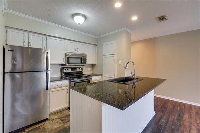 Photo - 8888 Tallwood Unit 2207