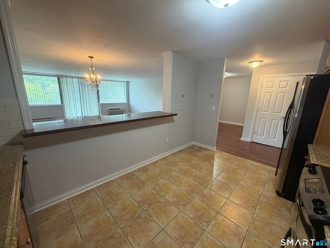 Photo - 1460 Elm St Unit 330
