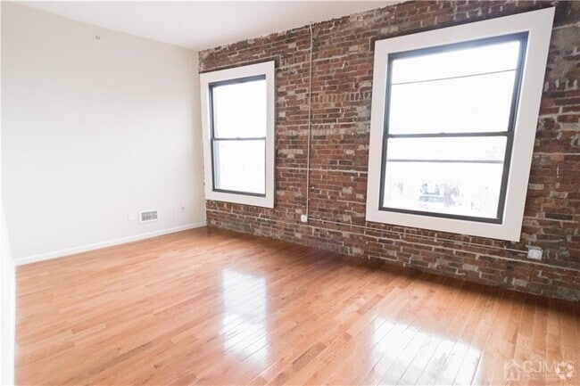 Building Photo - 54 Main St Unit A Rental