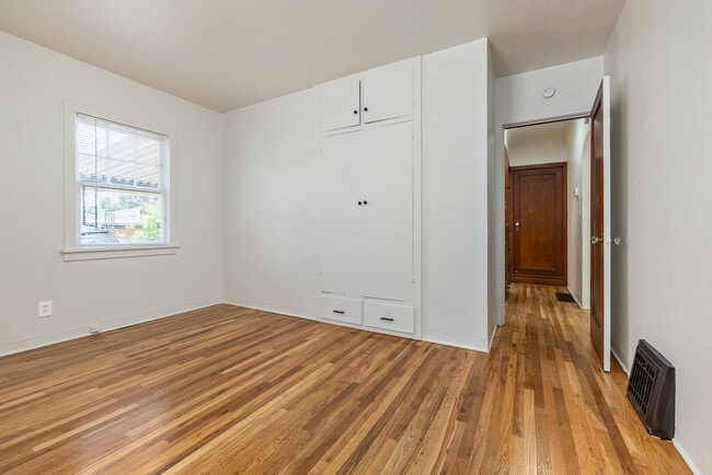 Photo - 1020 15th Ave S Unit 1