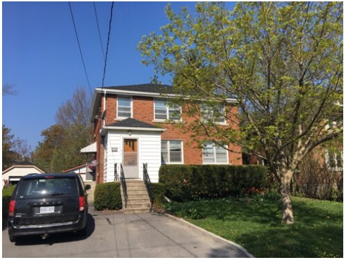 Building Photo - 330 Willingdon Av Unit 1