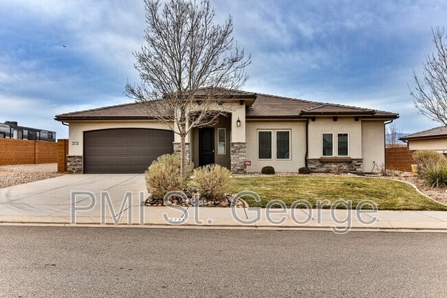 Building Photo - 3731 E Shooting Star Ln