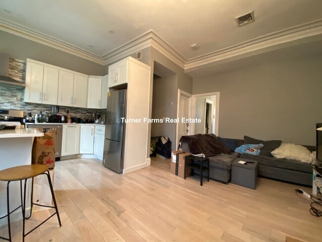 Photo - 1 Wigglesworth St