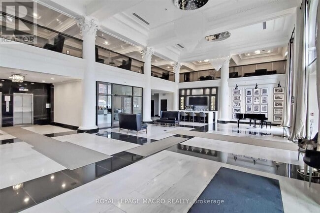 Photo - 112 King St E Unit 1112