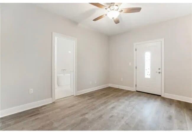 Photo - 2680 Myrtle St