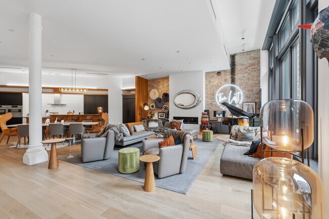 824 Liberty Ave Unit Loft 201