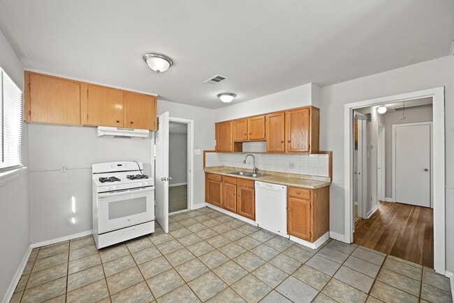 Photo - 1201 Orrel Dr