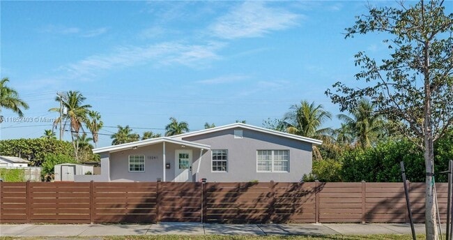 Building Photo - 10241 Dominican Dr Rental
