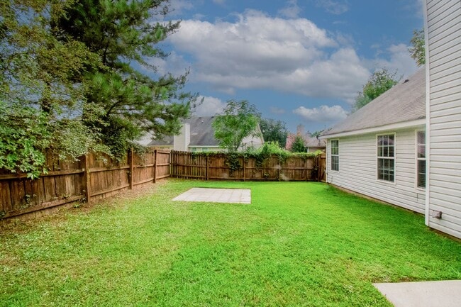 Photo - 60 Lassiter Dr