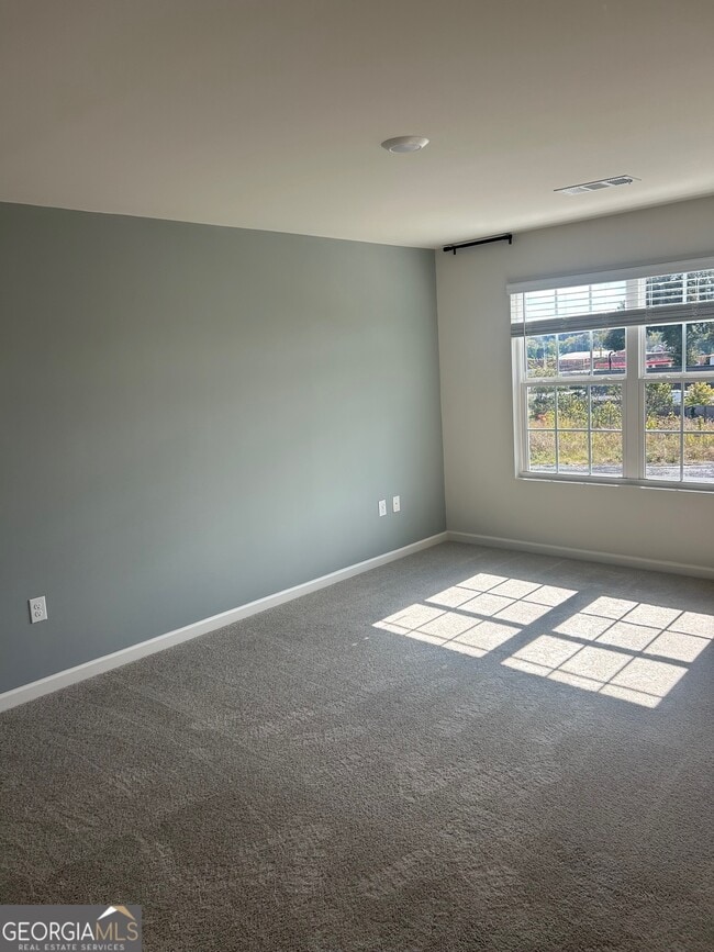 Photo - 1005 N 2nd Ave NW