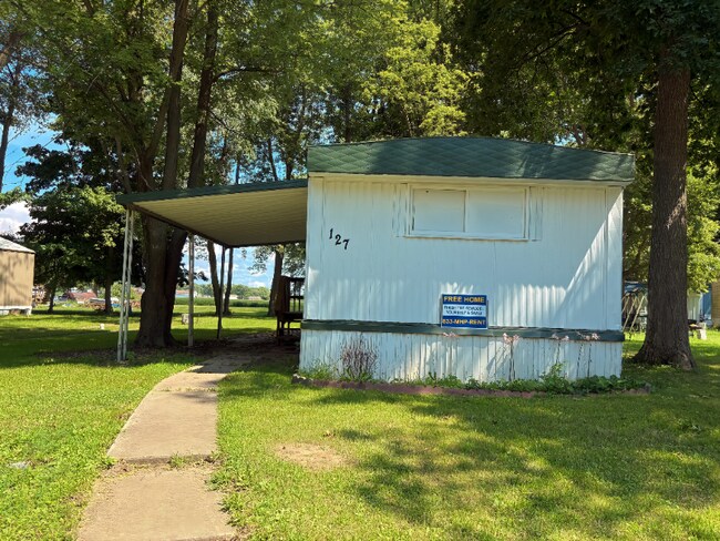 Photo - 1100 W Locust St