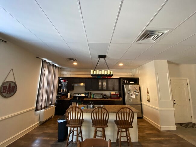 Photo - 1233 Marshall / 1222-36 Cass