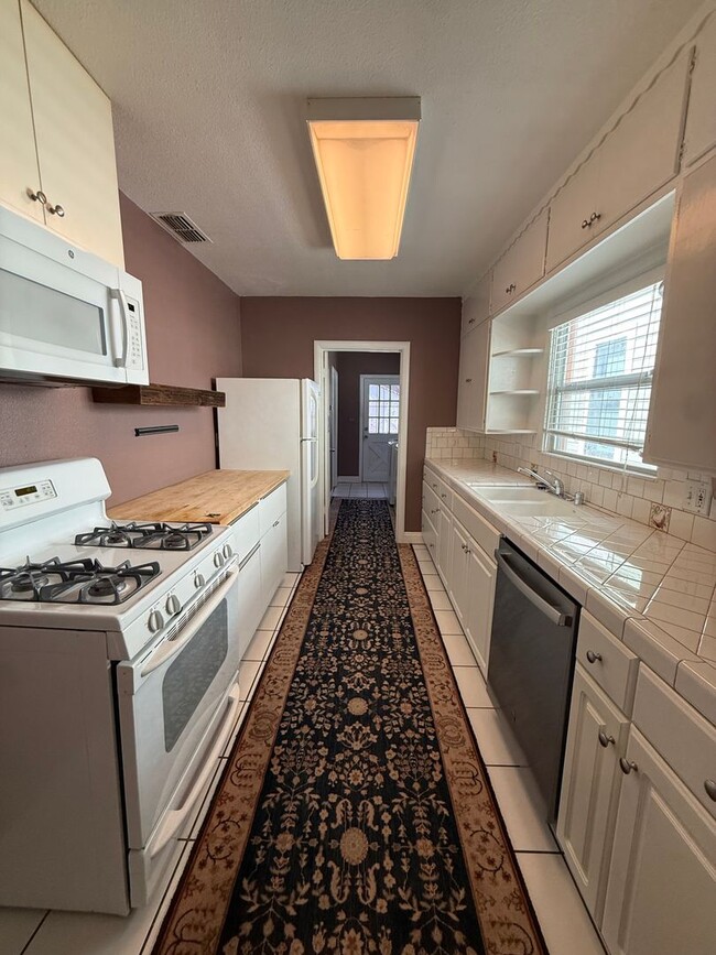 Photo - 2308 N St