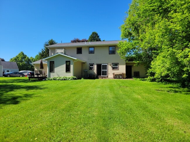 Photo - 2668 Norwich St Townhome