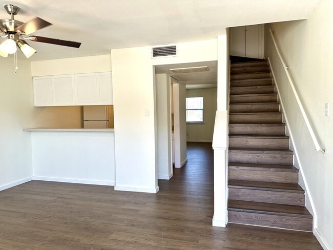 Photo - 8915 McPherson Rd Unidad 1A
