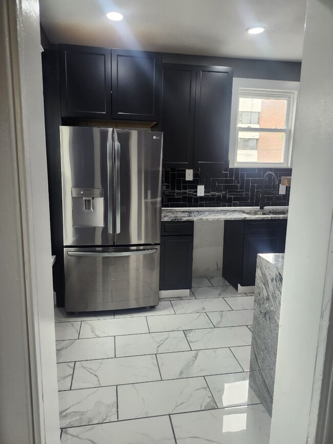 Photo - 1543 Clifton Ave