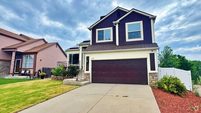 Building Photo - Welcome to this Fantastic 4 Bed 2.5 Bath i... Rental