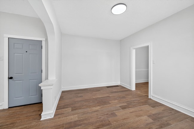 Photo - 5803 S Kings Highway Blvd Unit 1N