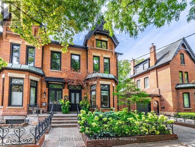 Photo - 80 Hazelton Ave