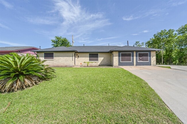 Photo - 10999 Fairland Dr