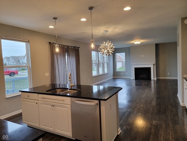 16123 Sedalia Dr