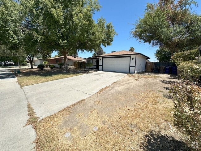 Building Photo - 3416 Cardamon Dr Rental