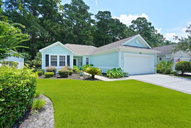 Photo - 211 Hampton Cir