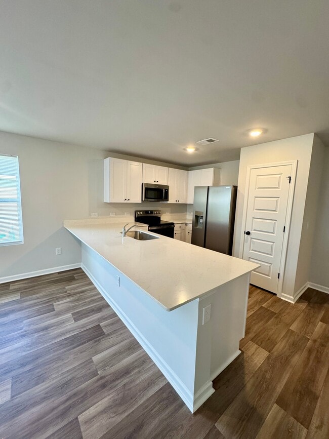 Photo - 1205 BLACK KITE CT SW
