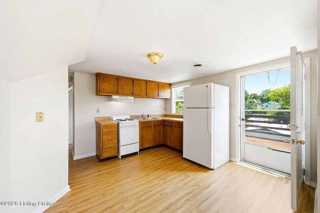 Photo - 1612 Ellwood Ave Unit 4