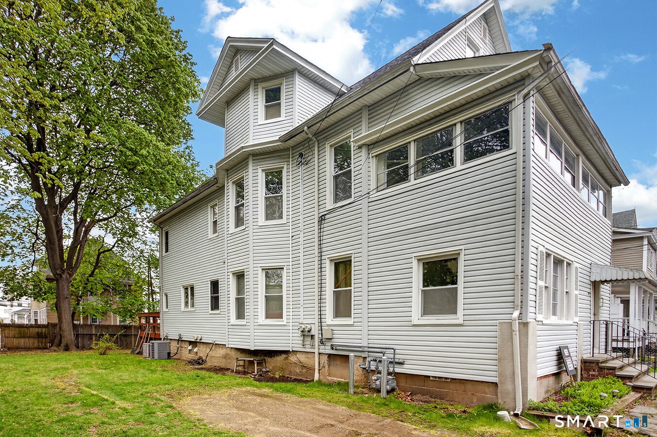 Photo - 95 Parrott Ave