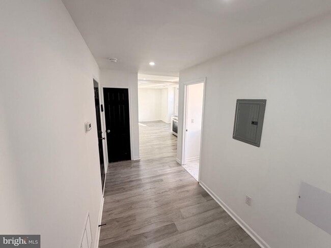 Photo - 1621 N 33rd St Unit 2