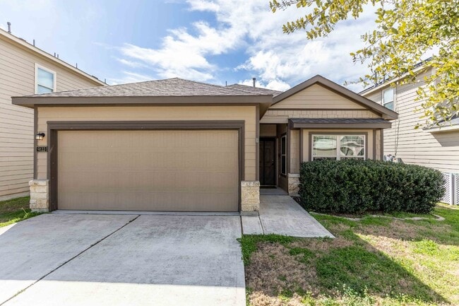 Building Photo - 9122 Vondel Park