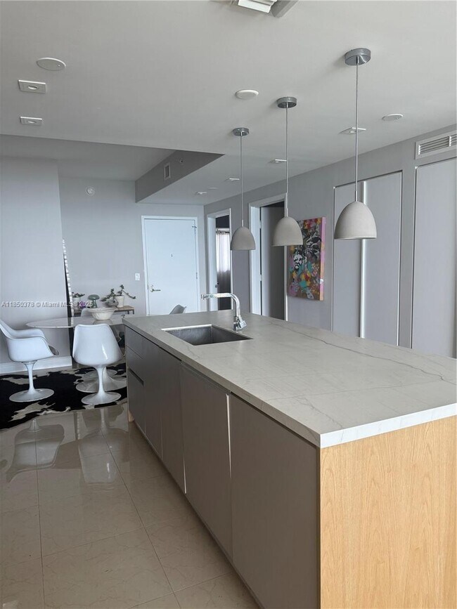 Photo - 460 NE 28th St Unit 803