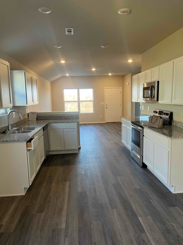 Photo - 1039 S Nighthawk Ln