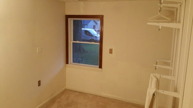 3013 Strathmeade St Unidad South Suite