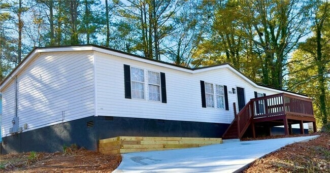 Building Photo - 325 Washington Dr Rental