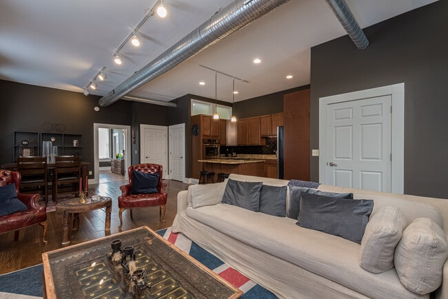 Photo - 2102 N Palmer St