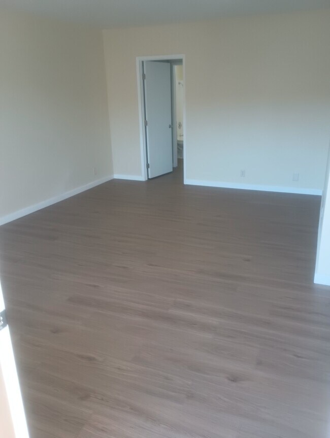 9435 California Ave Unit 48