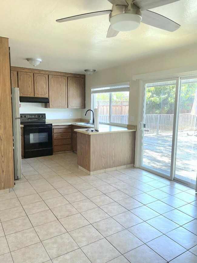 Photo - 820 Welburn Ave