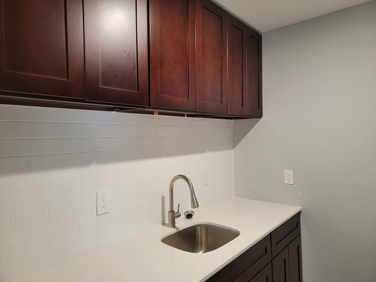 Photo - 10209 Wiggins St