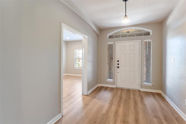 Photo - 8483 Davis Dr