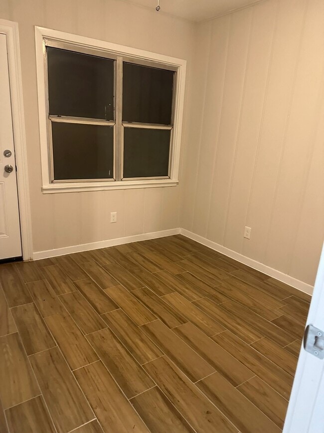 Photo - 119 Lakewood Dr