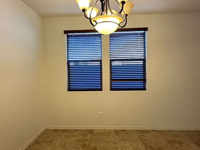 Photo - 5 Bedroom, 4 bathroom georgous views of the Mountain