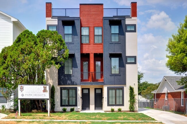 Photo - 2512 Forest Park Blvd Unit Full