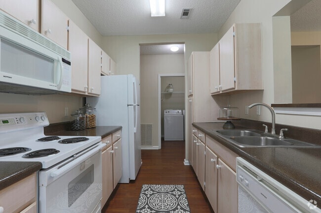 2BR, 2BA