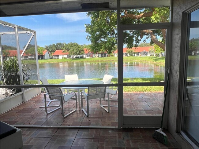 Photo - 18428 Vía Di Regina